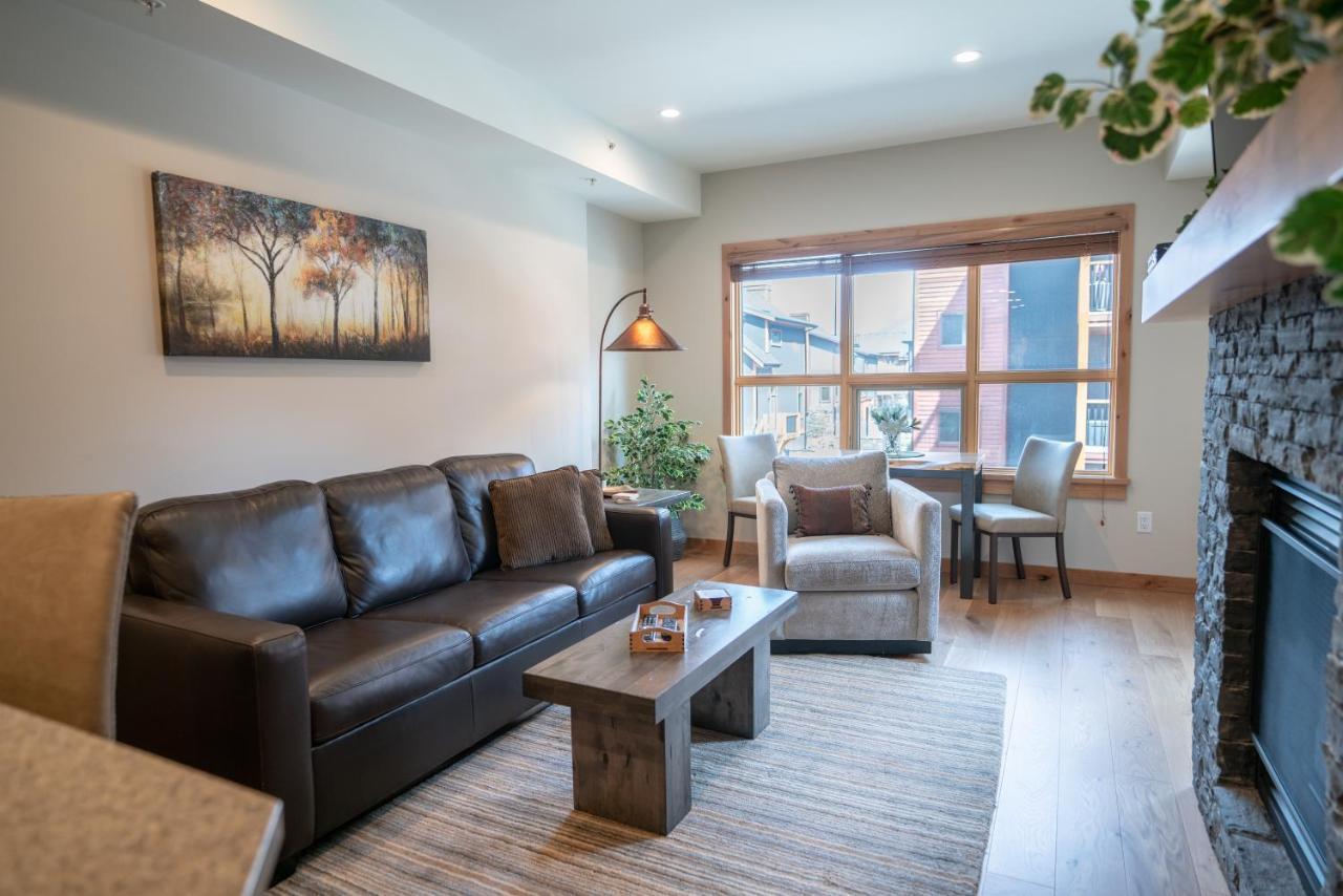 Spring Creek Luxury King One Bedroom At White Spruce Lodge Canmore Ngoại thất bức ảnh