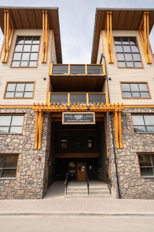 Spring Creek Luxury King One Bedroom At White Spruce Lodge Canmore Ngoại thất bức ảnh